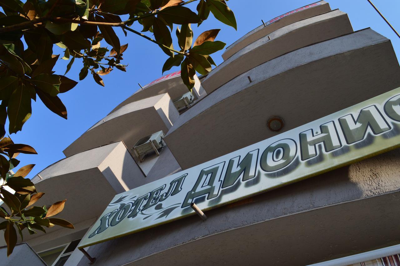 Dionis Hotel ペトリチ エクステリア 写真